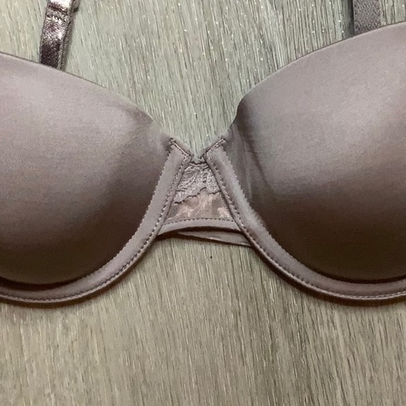 32C Calvin Klein Taupe Bra - never worn - Picture 6 of 6